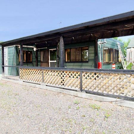 Clione Campground Hostel Shari Buitenkant foto