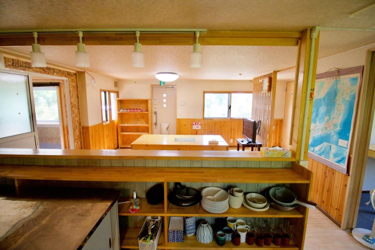 Clione Campground Hostel Shari Buitenkant foto