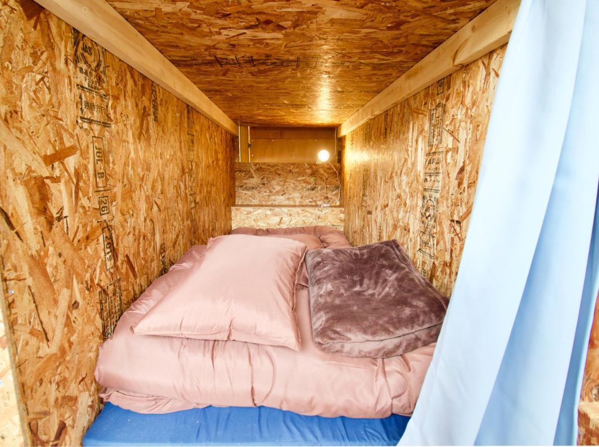 Clione Campground Hostel Shari Buitenkant foto