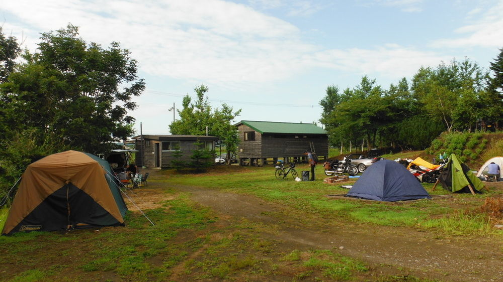 Clione Campground Hostel Shari Buitenkant foto