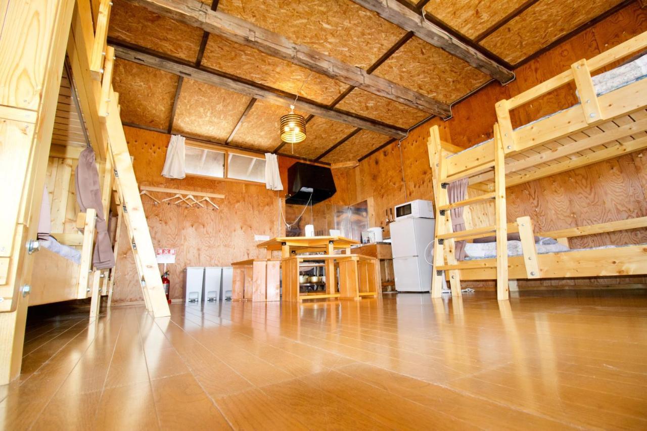 Clione Campground Hostel Shari Buitenkant foto