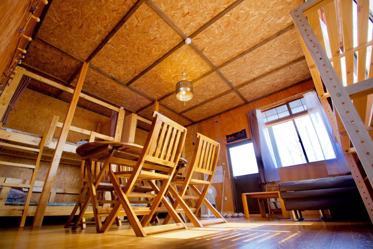 Clione Campground Hostel Shari Buitenkant foto