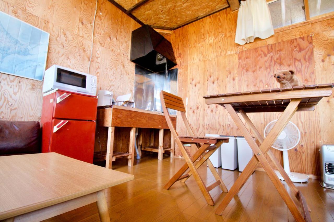 Clione Campground Hostel Shari Buitenkant foto