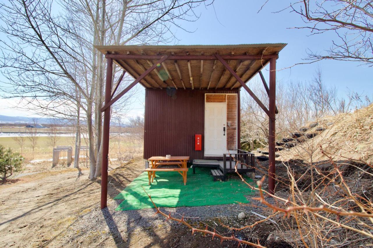 Clione Campground Hostel Shari Buitenkant foto