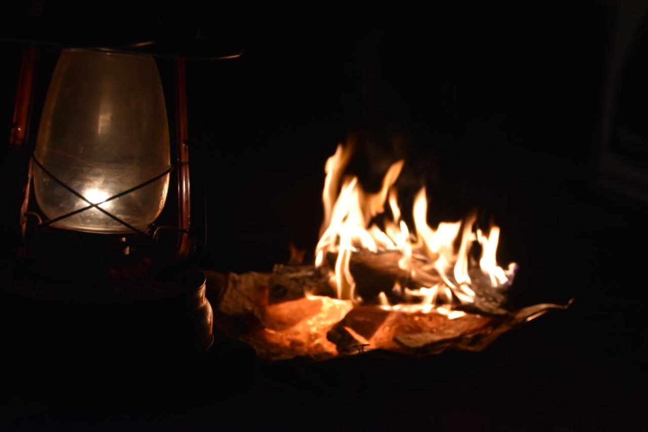 Clione Campground Hostel Shari Buitenkant foto